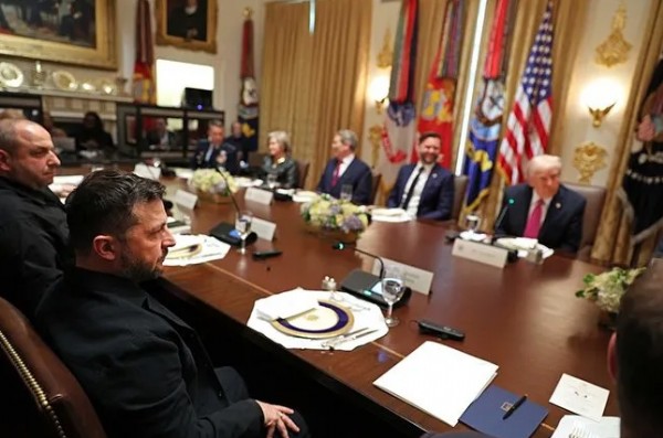 Beyaz Saray'da Trump-Zelenskiy zirvesi: Savaşı bitirmek istiyoruz